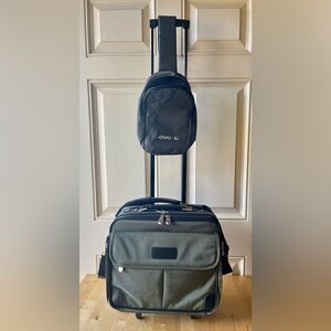 Travel Tote and Carry On Mini Traveler On Wheels With Collapsible Pull Handle